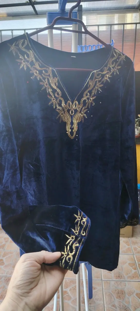 Poleras y calzas de mujer - 1