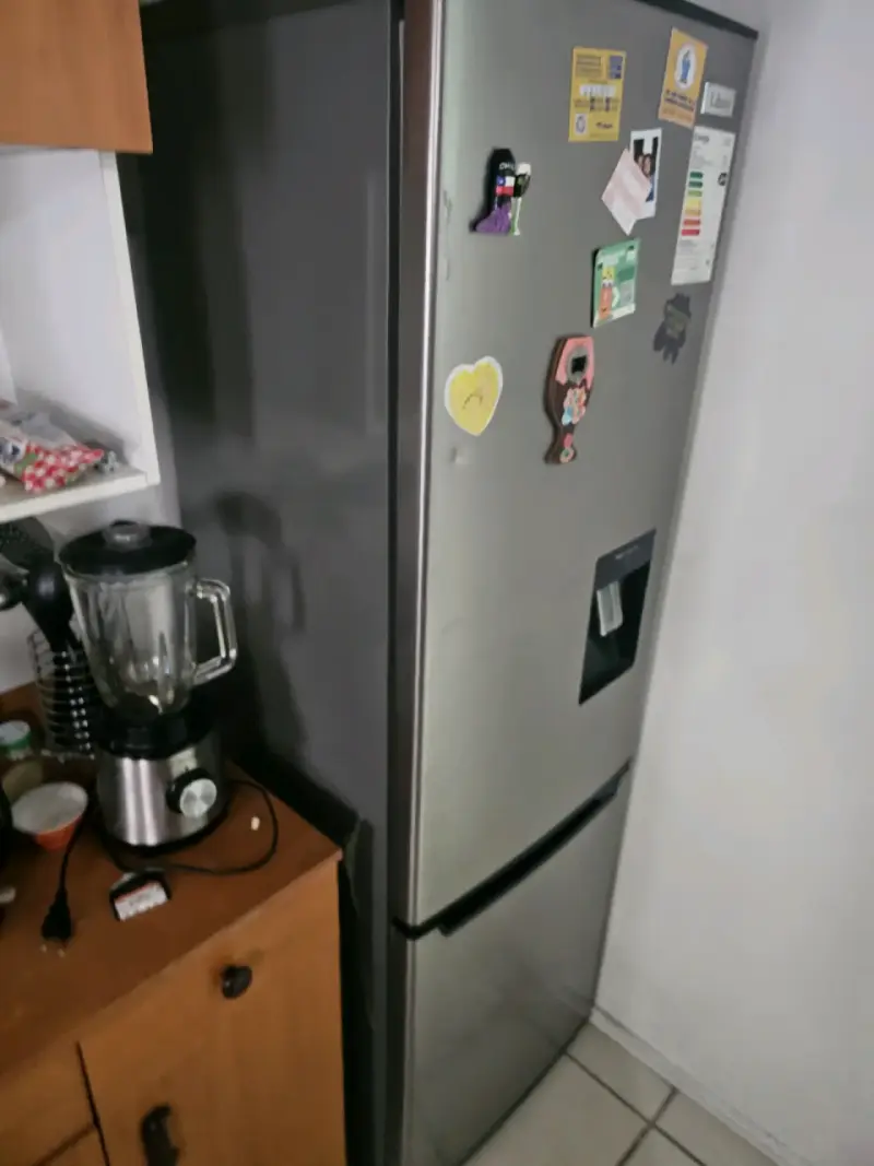 Refrigerador Libero con dispensador de agua - 3