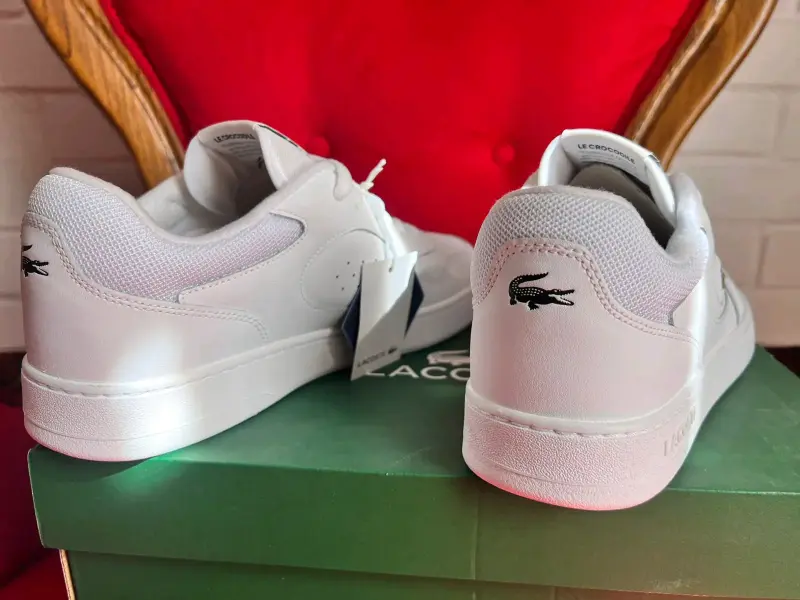Zapatillas blancas Lacoste de cuero - 3
