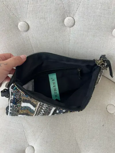 Cartera de mano con lentejuelas y cadena - miniatura 3