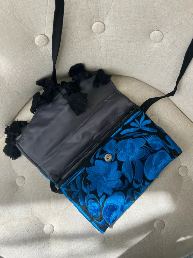 Cartera bordada - 2