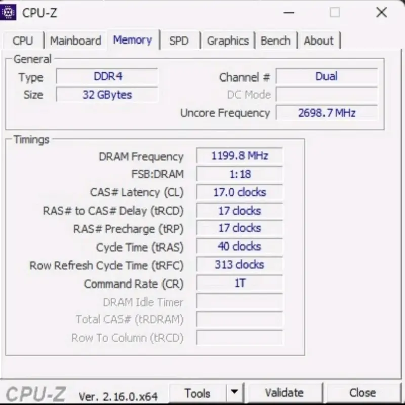 PC Gamer Xeon / 32GB RAM / RX 7600 8GB / 1TB NVMe - 4