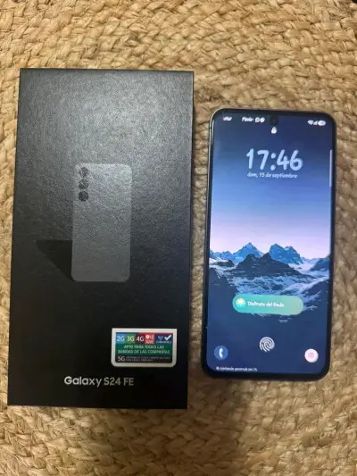 Samsung Galaxy S24 FE con caja original - miniatura 1