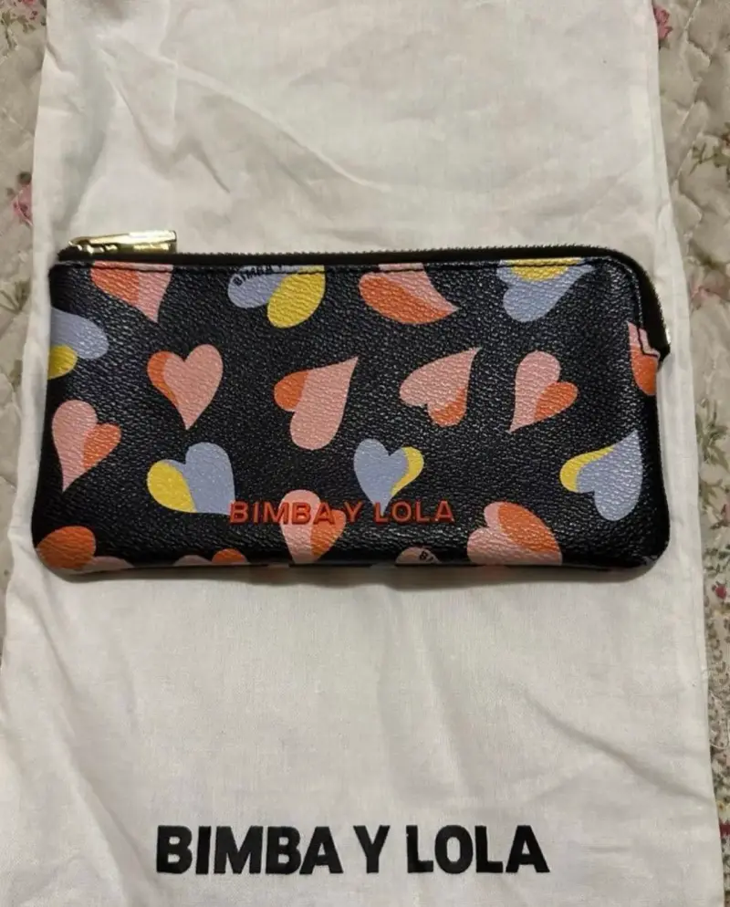 Monedero Bimba y Lola con diseño de corazones - 1
