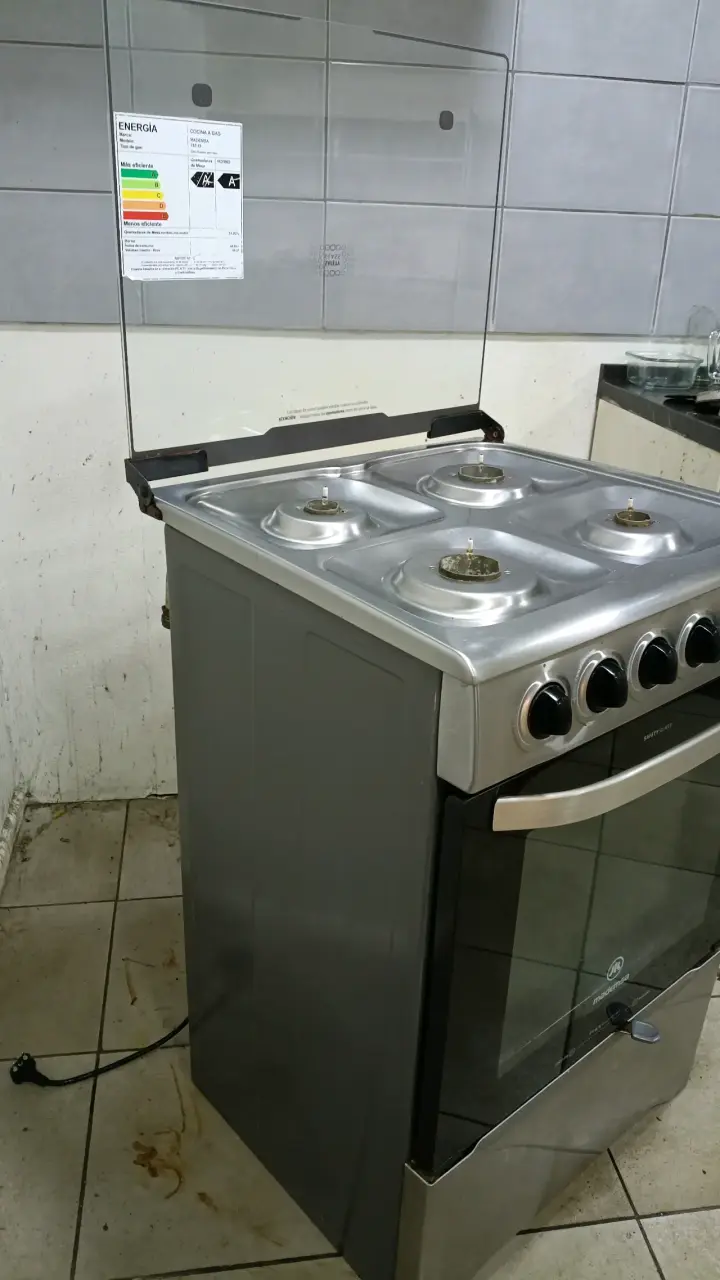 Cocina a gas Mademsa de 4 quemadores - 2