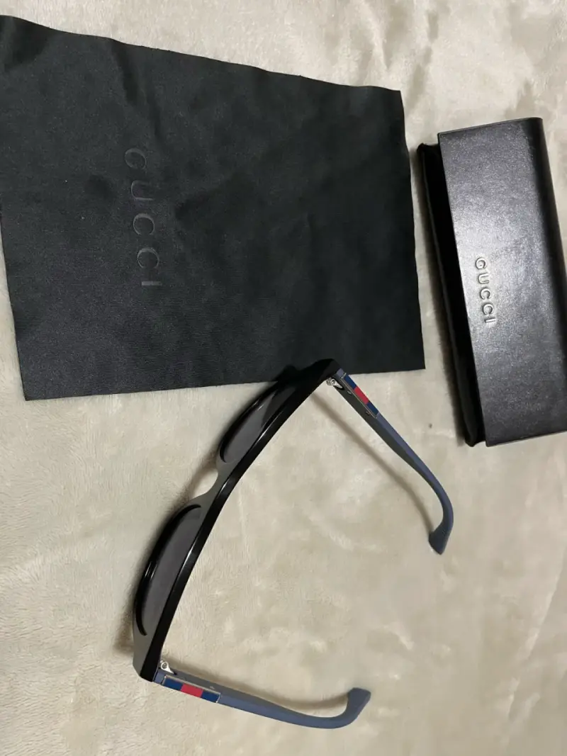 Gafas de sol Gucci con estuche - 5