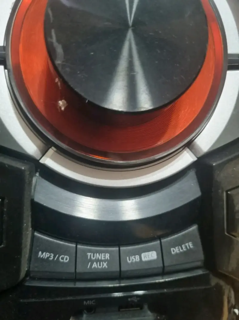 Sistema de sonido Samsung con karaoke y USB - 2