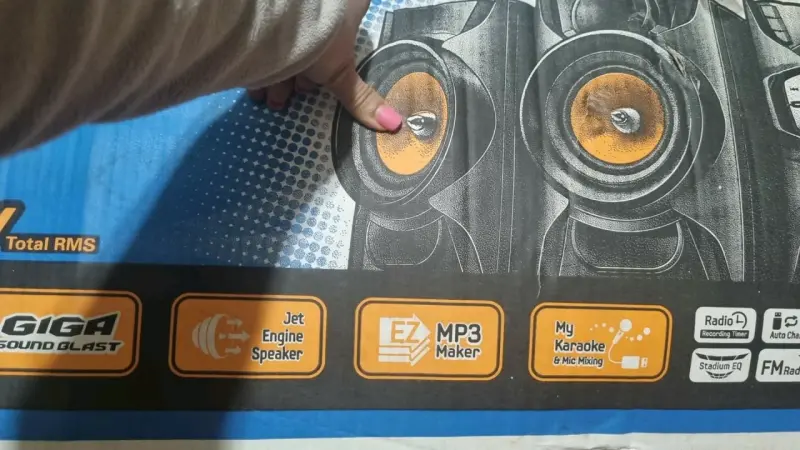Sistema de sonido Samsung con karaoke y USB - 3
