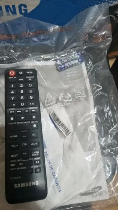 Sistema de sonido Samsung con karaoke y USB - miniatura 5
