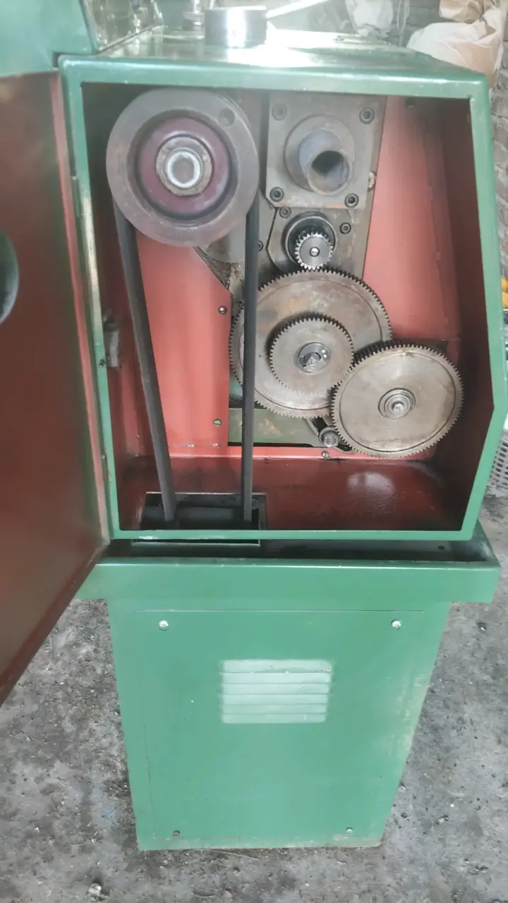 Torno Metalik Com para metalurgia - 2