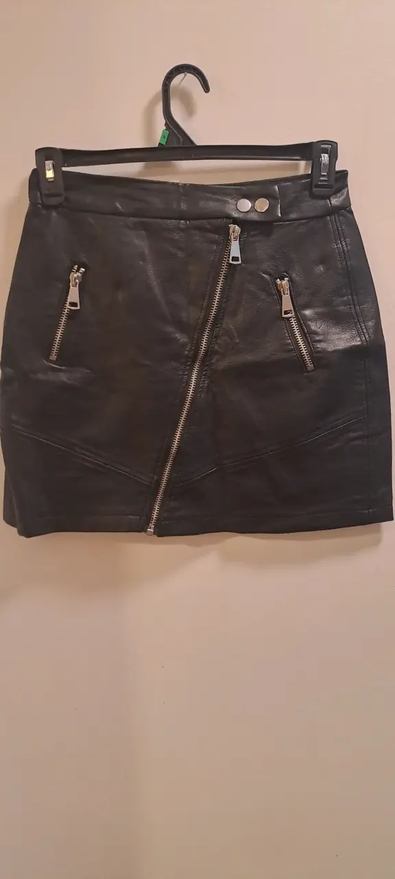 Abrigo negro elegante para mujer - 6