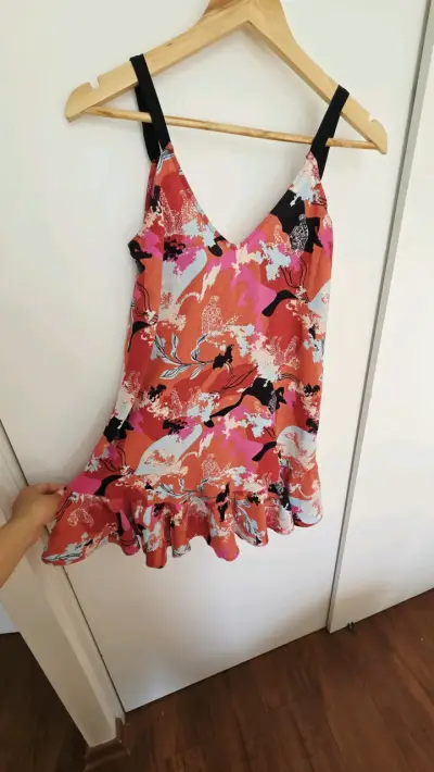 Vestido corto - miniatura 1