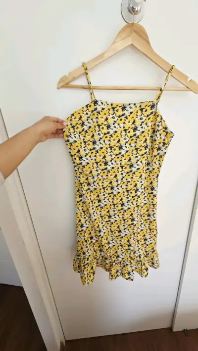 Vestido corto flores - miniatura 1