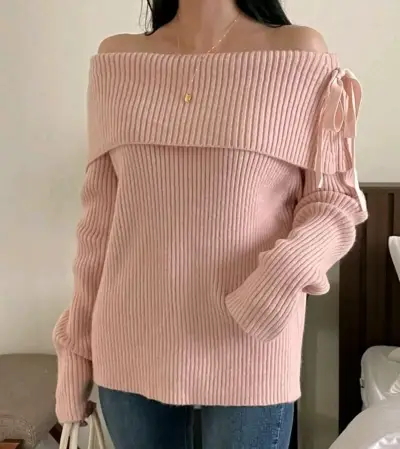 Sueter de punto rosa con hombro descubierto - miniatura 1