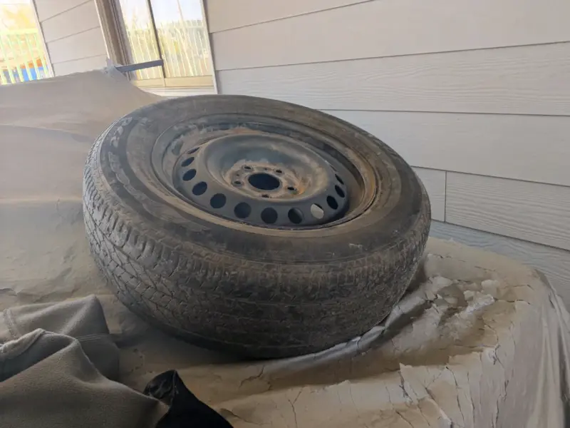 Llanta y neumático Dunlop 215/65R16 usados - 2
