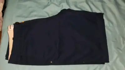 Pantalones cortos azul marino Caterpillar talla W30 - miniatura 2