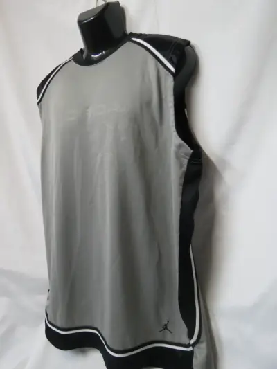 Camiseta Basquetbol Marca Jordan Talla L - XL - miniatura 5