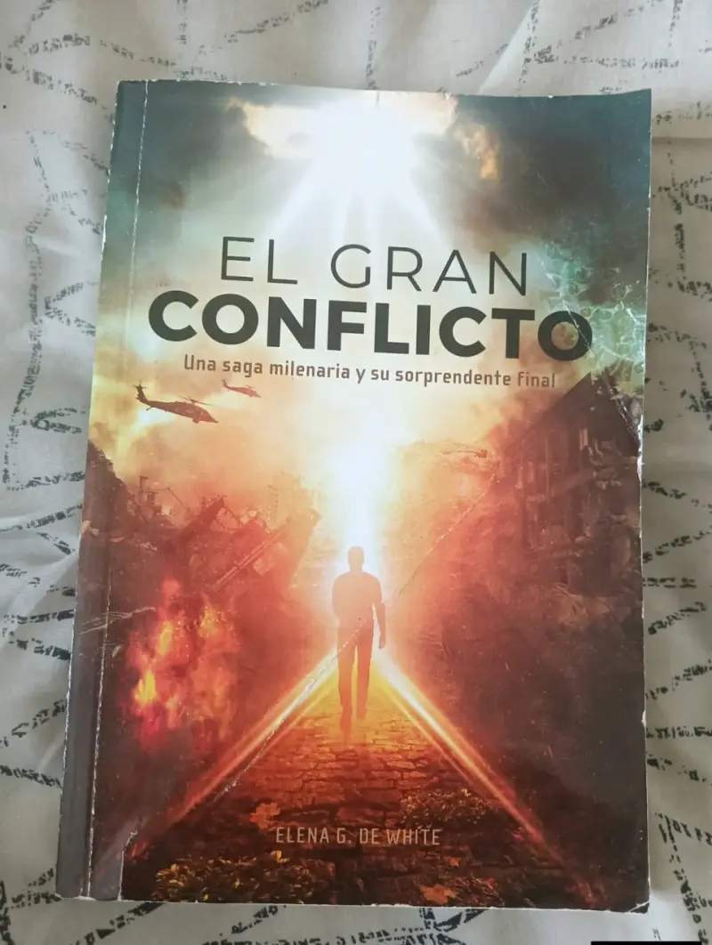 Libros Javier Sierra y Elena G. de White - 2