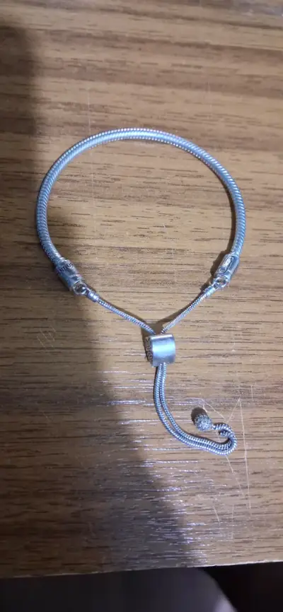 Pulsera de plata Pandora con dijes Pandora - miniatura 2