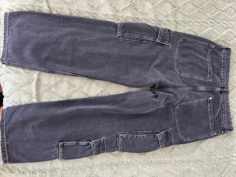 Pantalones cargo gris oscuro H&M Loose - 2