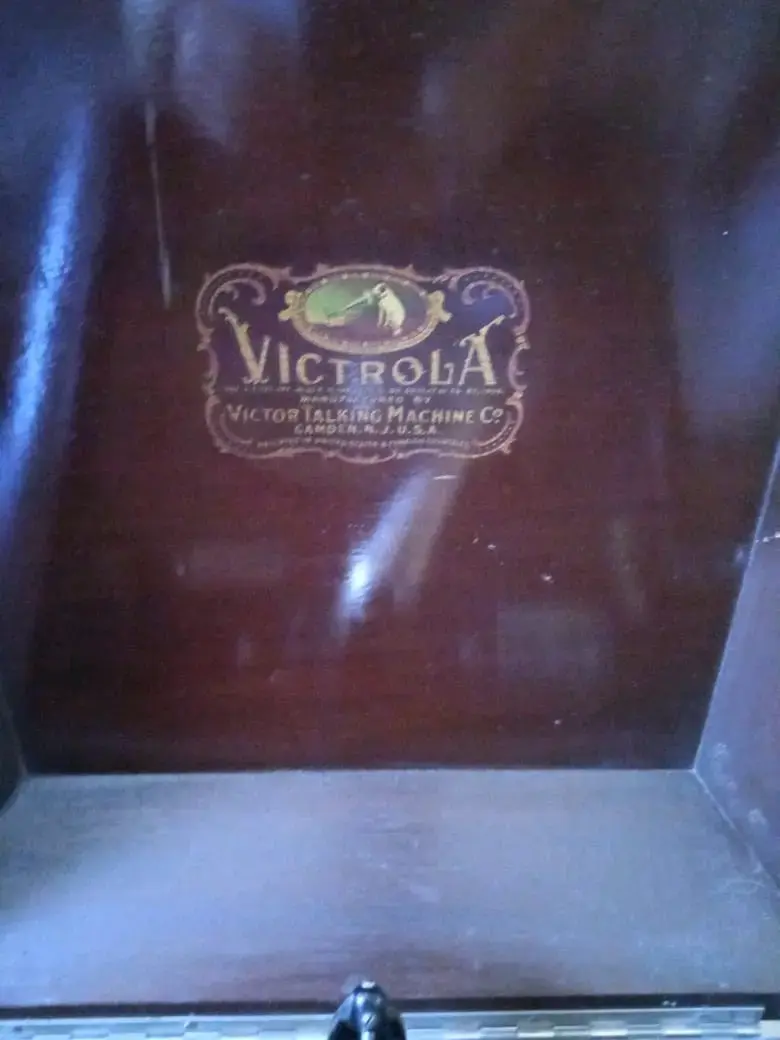 Gramófono Victor Victrola antiguo de madera - 2