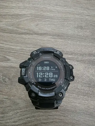 Reloj Casio G-Shock Solar Negro con Cargador - miniatura 1