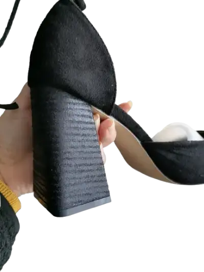 Zapatos de Tacón Alto Negros Elegantes - miniatura 2