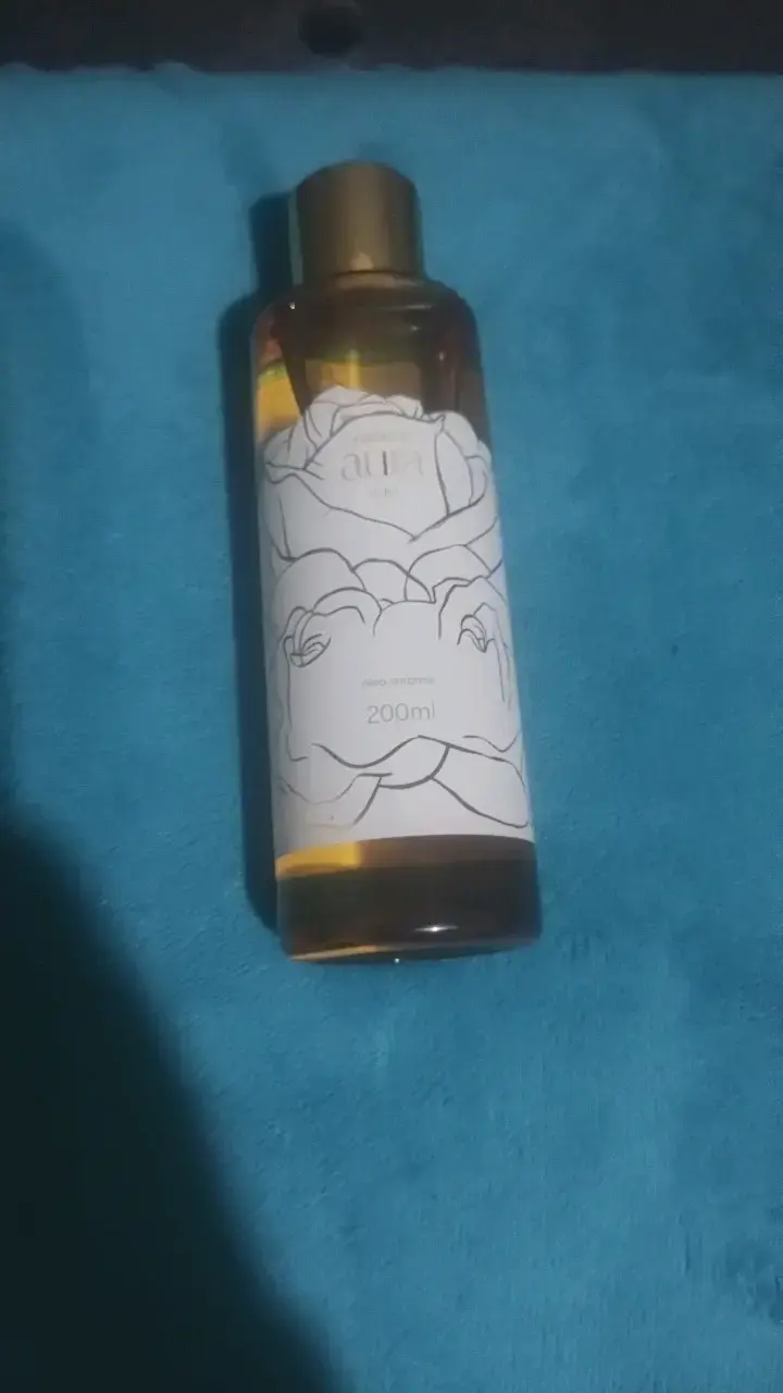 Set de productos de cuidado personal variados - 1