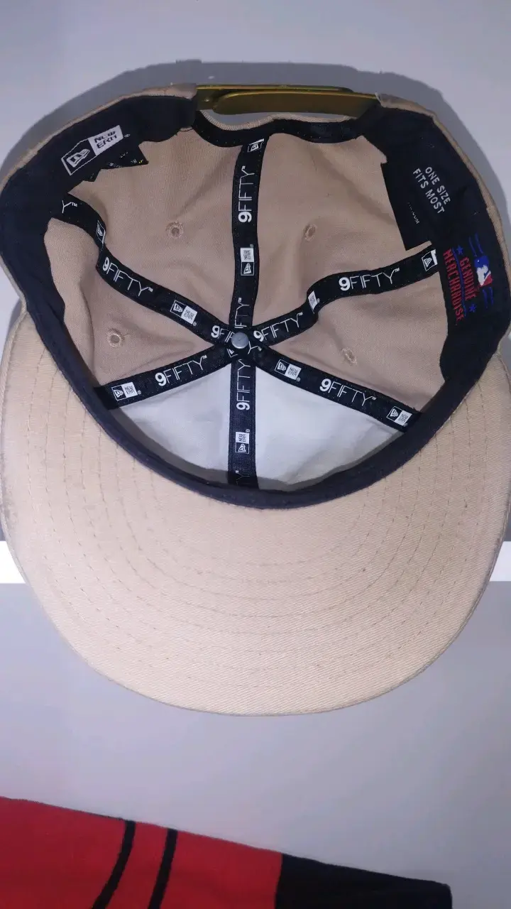 Gorra beige New Era 9Fifty con logo C - 2