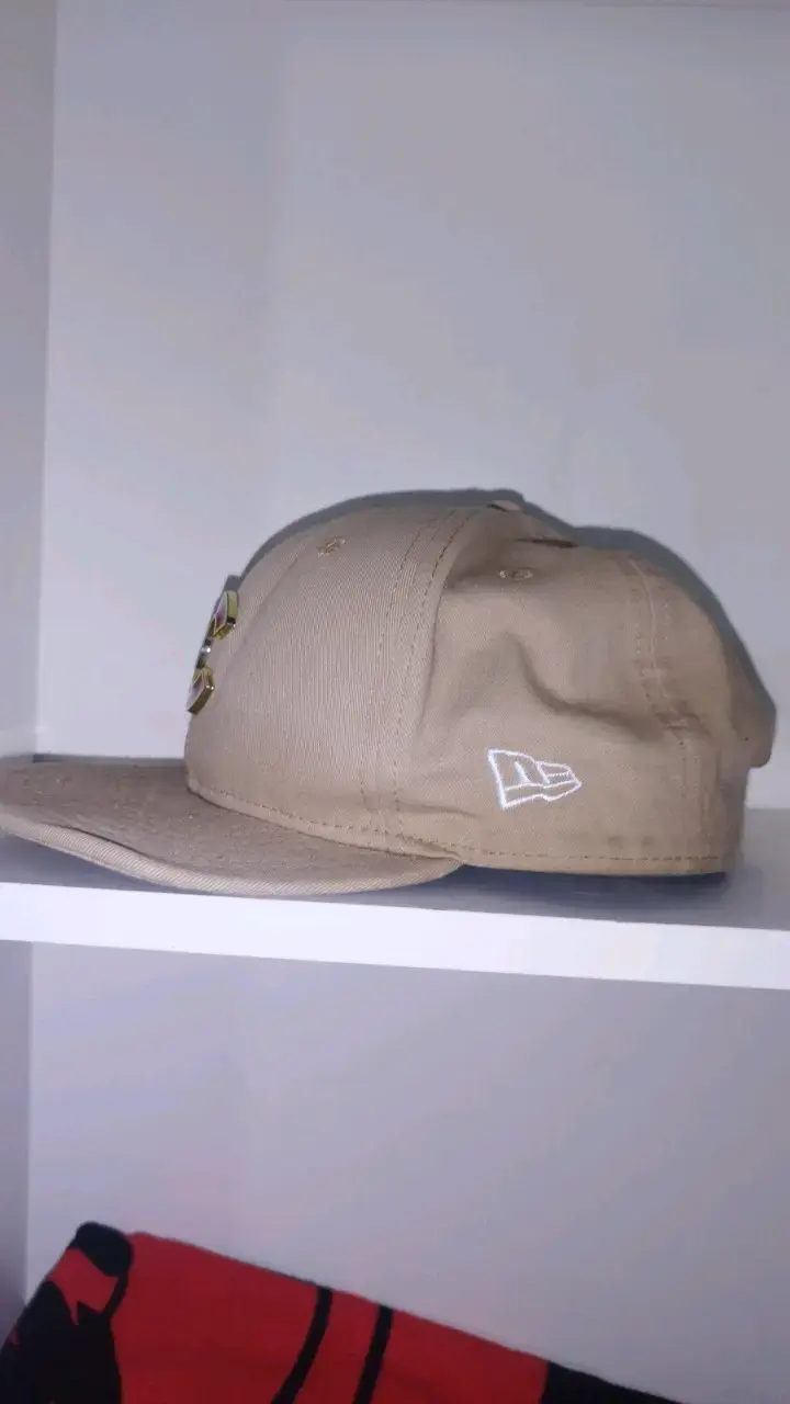 Gorra beige New Era 9Fifty con logo C - 3