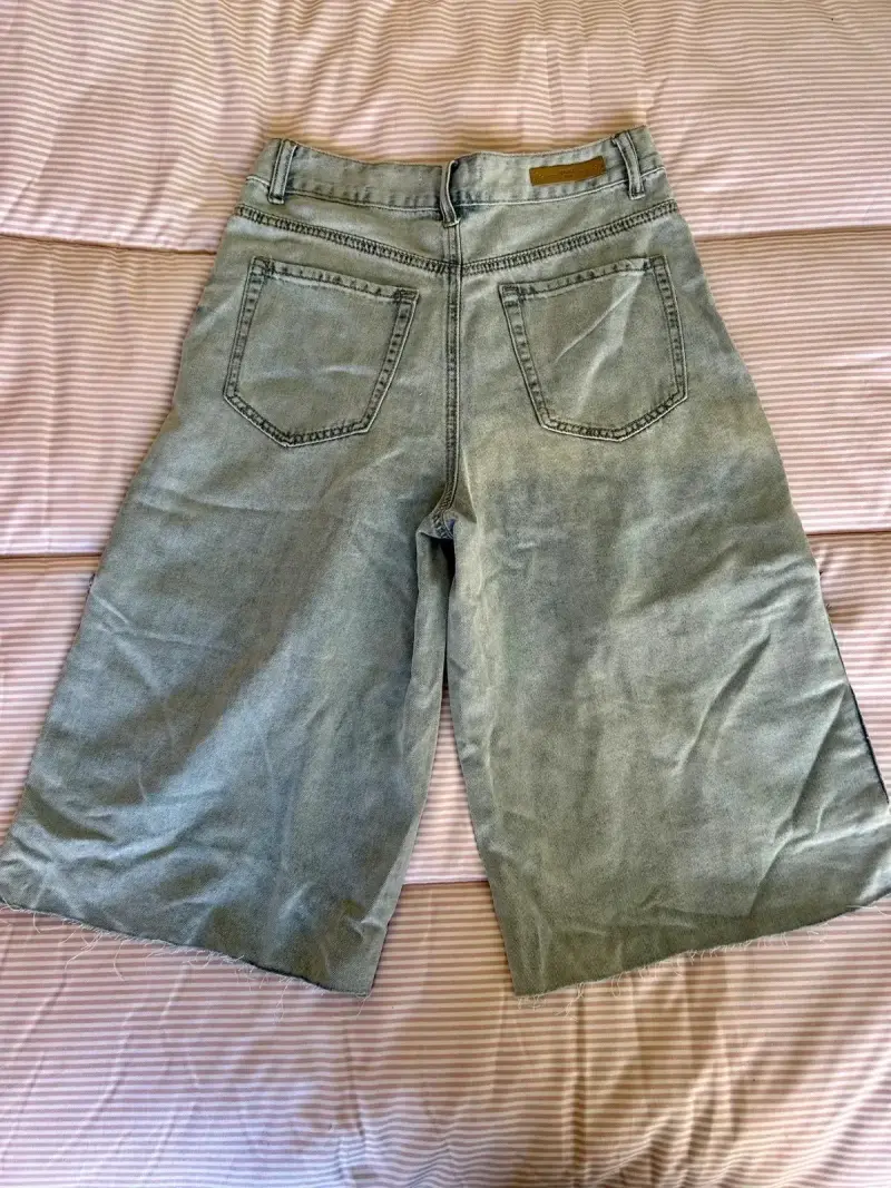 Shorts cargo de mezclilla gris Index para mujer - 2