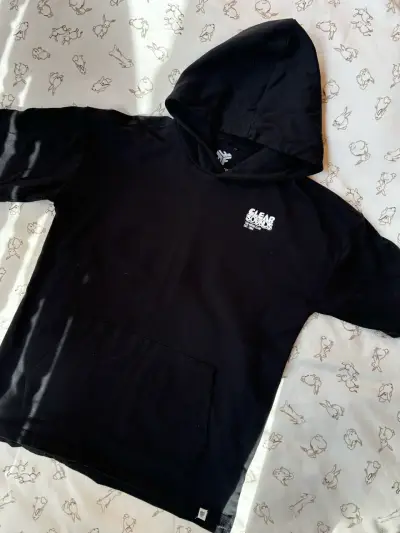 Polera con capucha negro Clear Sounds - miniatura 1