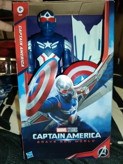Figura de acción Captain America Brave New World - miniatura 1
