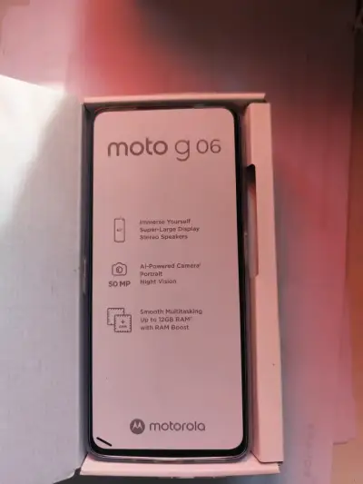 Smartphone Motorola Moto G06 con cámara de 50 MP - miniatura 3