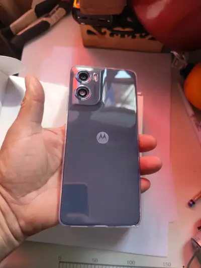 Smartphone Motorola Moto G06 con cámara de 50 MP - miniatura 4