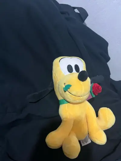 Peluche de Pluto con rosa Disney - miniatura 3