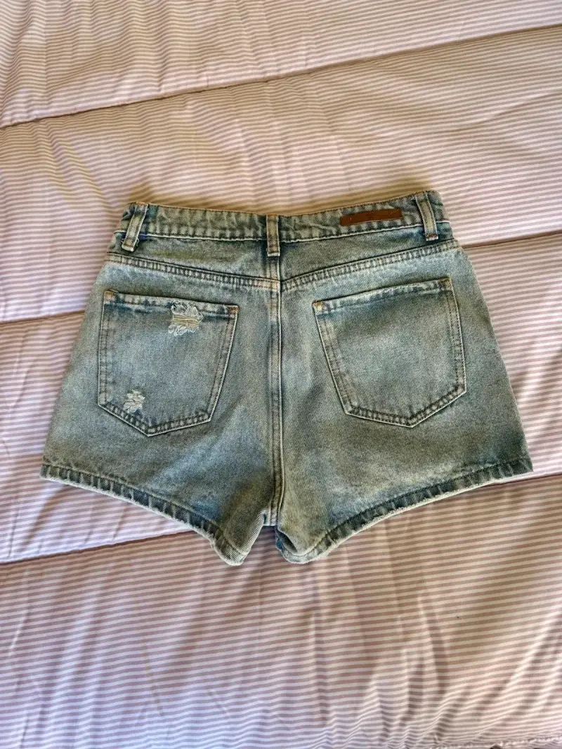 Shorts de mezclilla desgastados para mujer talla S - 2
