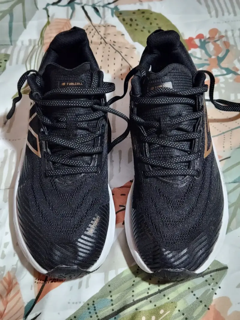 Zapatillas deportivas negras New Balance FuelCell - 2