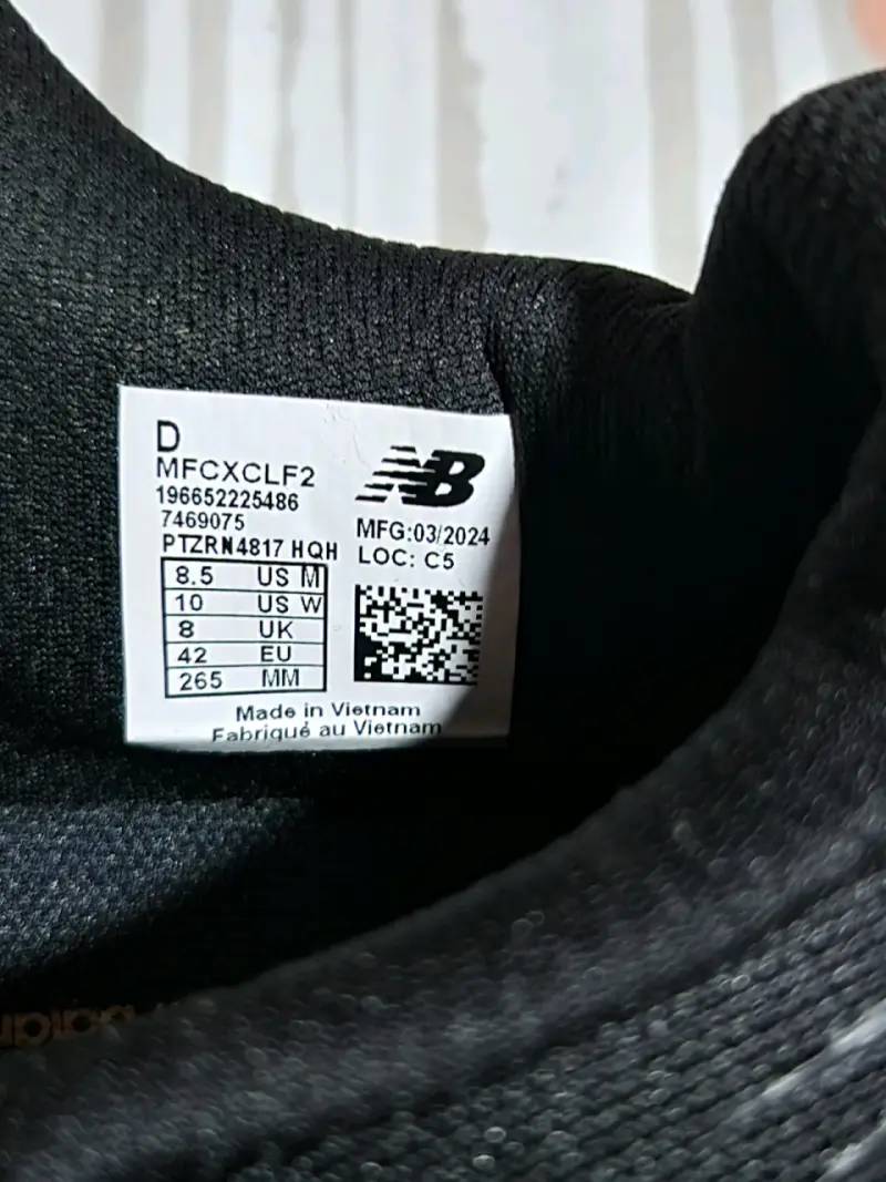 Zapatillas deportivas negras New Balance FuelCell - 3