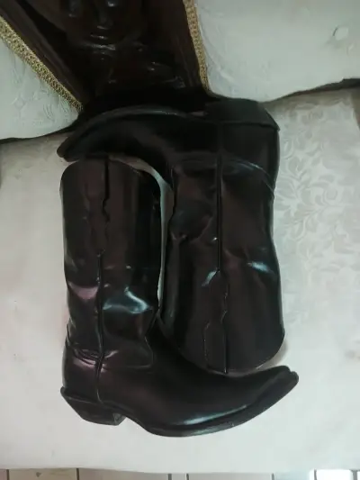 Botas vaqueras de cuero negro para hombre - miniatura 1