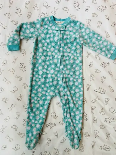Conjunto de pijamas para bebé - miniatura 2