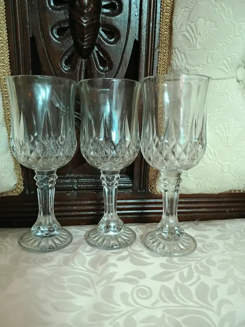 Copas talladas  para vino - 2