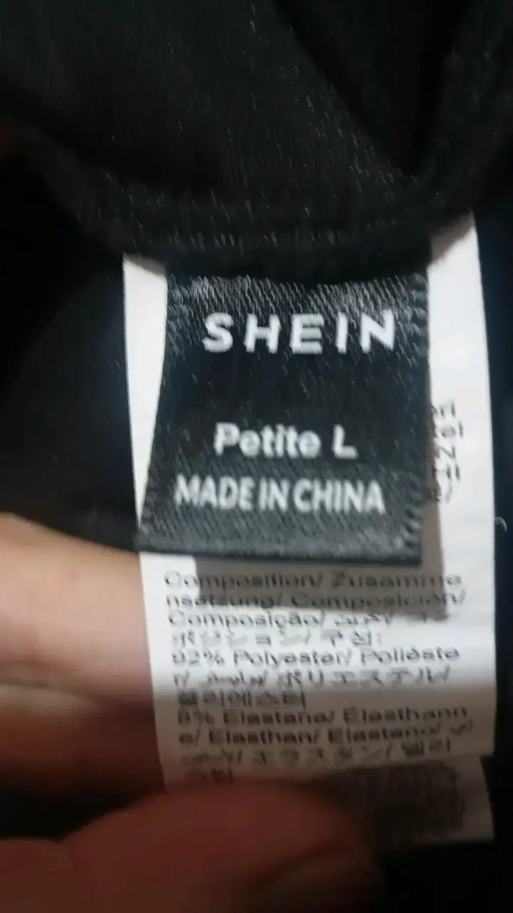 Mini falda negra con volantes Shein - 3