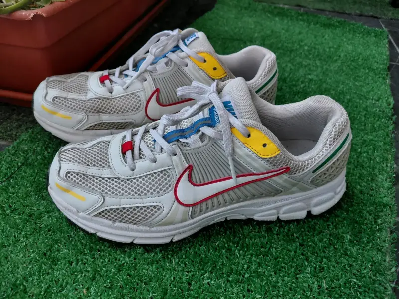 Nike zoom vomero 5 - 1