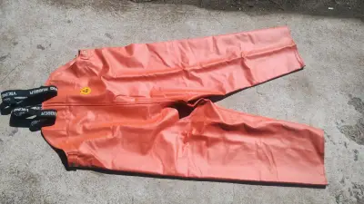 Conjunto impermeable de pesca con botas Rapala - miniatura 1