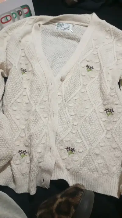 Cardigan de punto beige con bordado floral Blugirl - miniatura 1