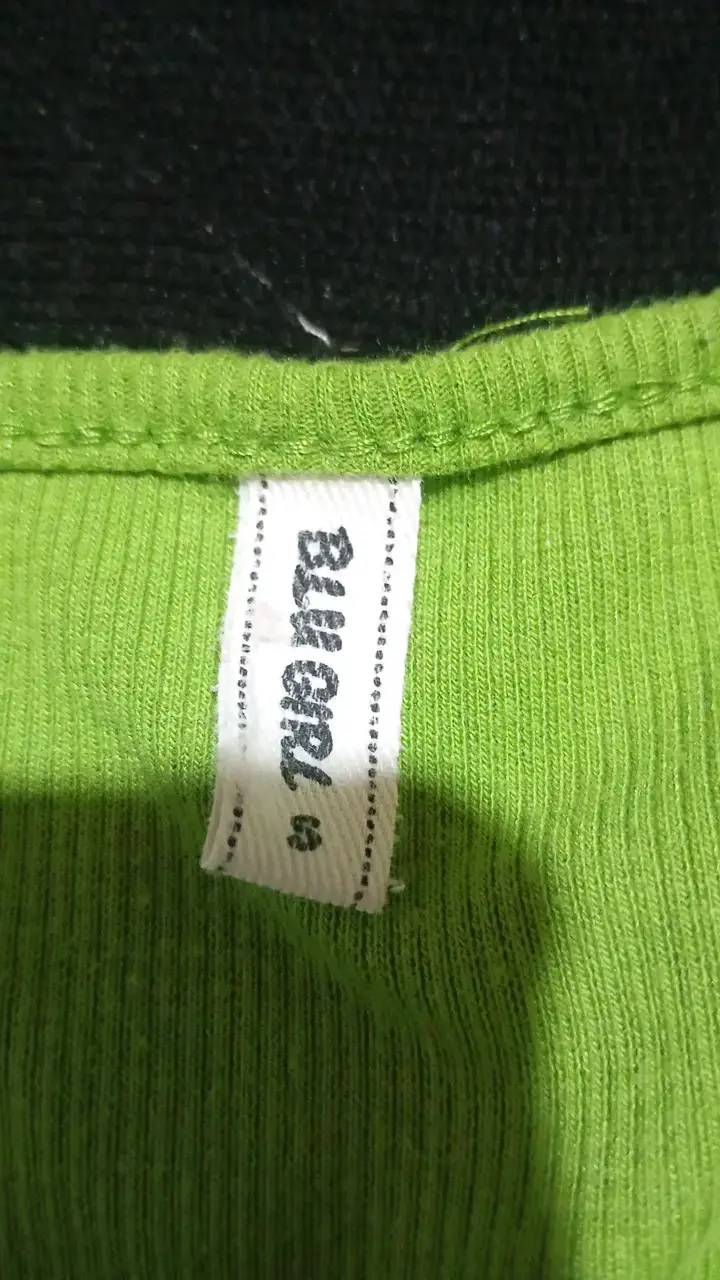 Polera verde con encaje para mujer - 2