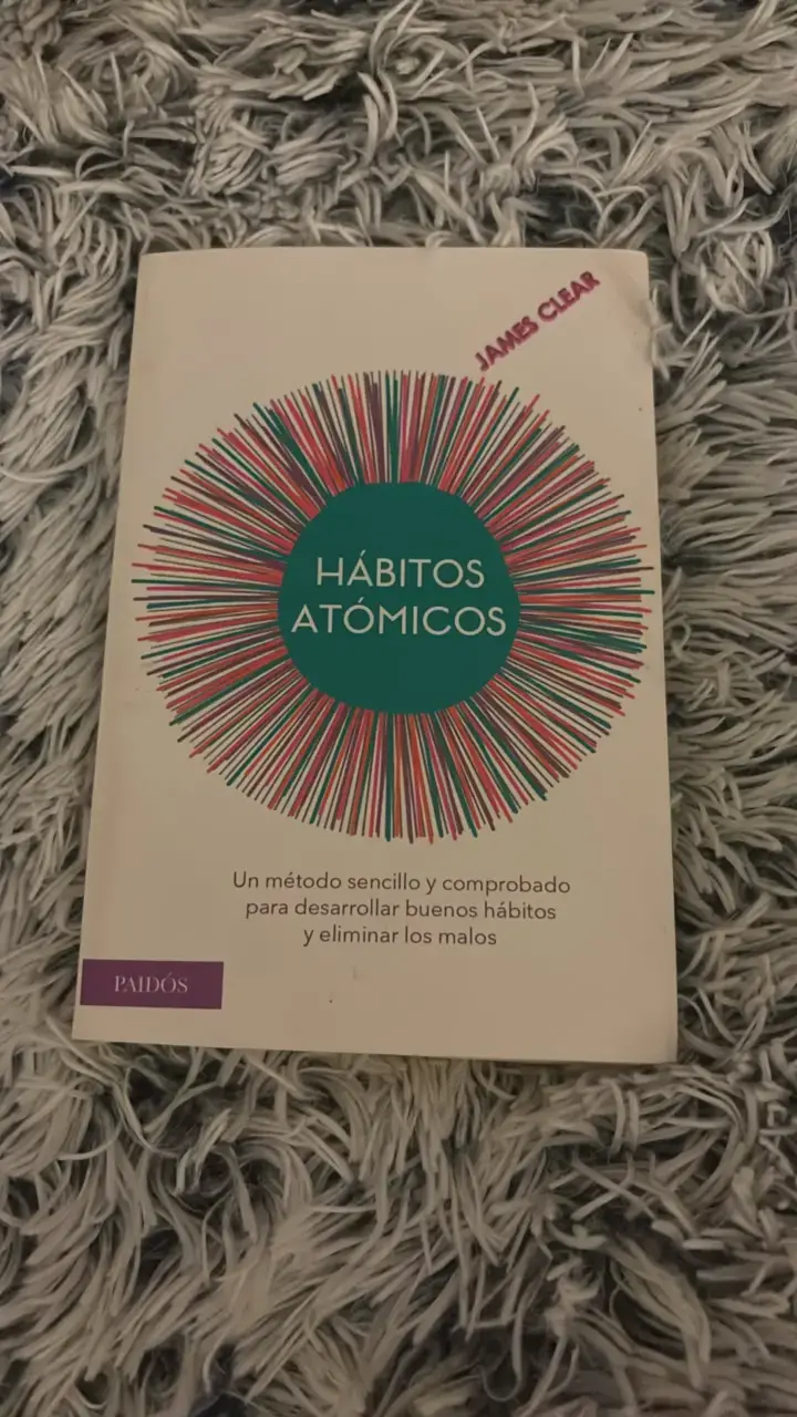 Libro Hábitos Atómicos de James Clear - 1