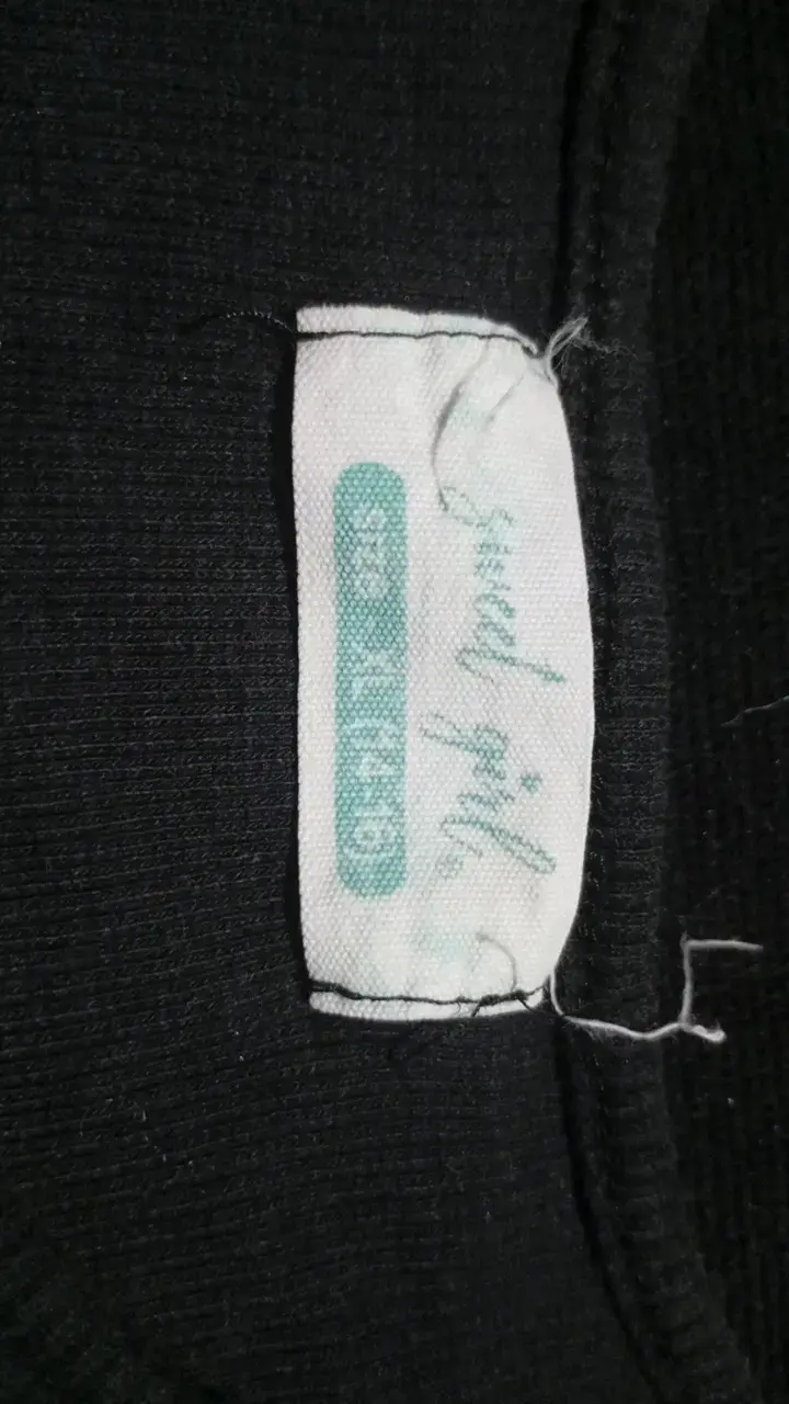 Polera sin mangas negra de algodón - 2