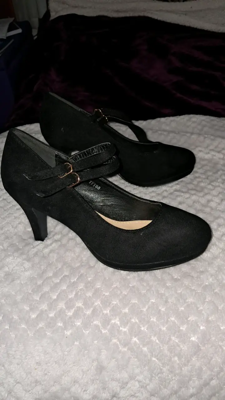Zapatos de tacón negro con correa Tuo Tuo - 2